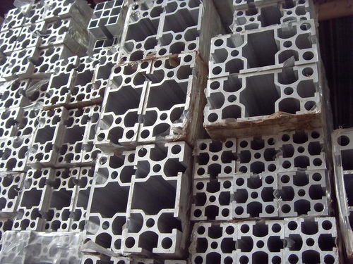 工业铝型材图片 角架 支架物架 图片 金属制品网